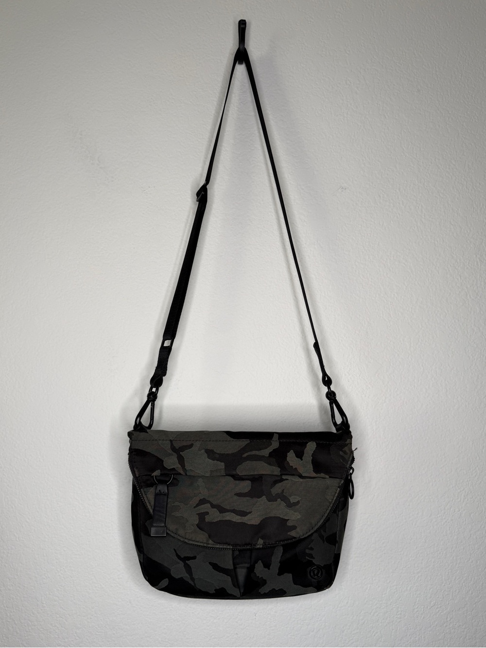 Lululemon All Night Festival Bag Camo Black Gray Crossbody OS